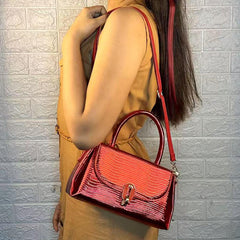 Cartera DAER modelo Violet